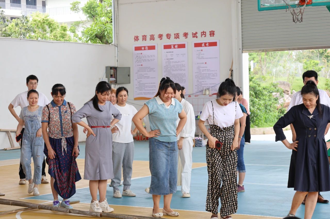 我校举行“五一”国际劳动节教职工游园活动 丨 环球体育官方网·（官网）登录入口