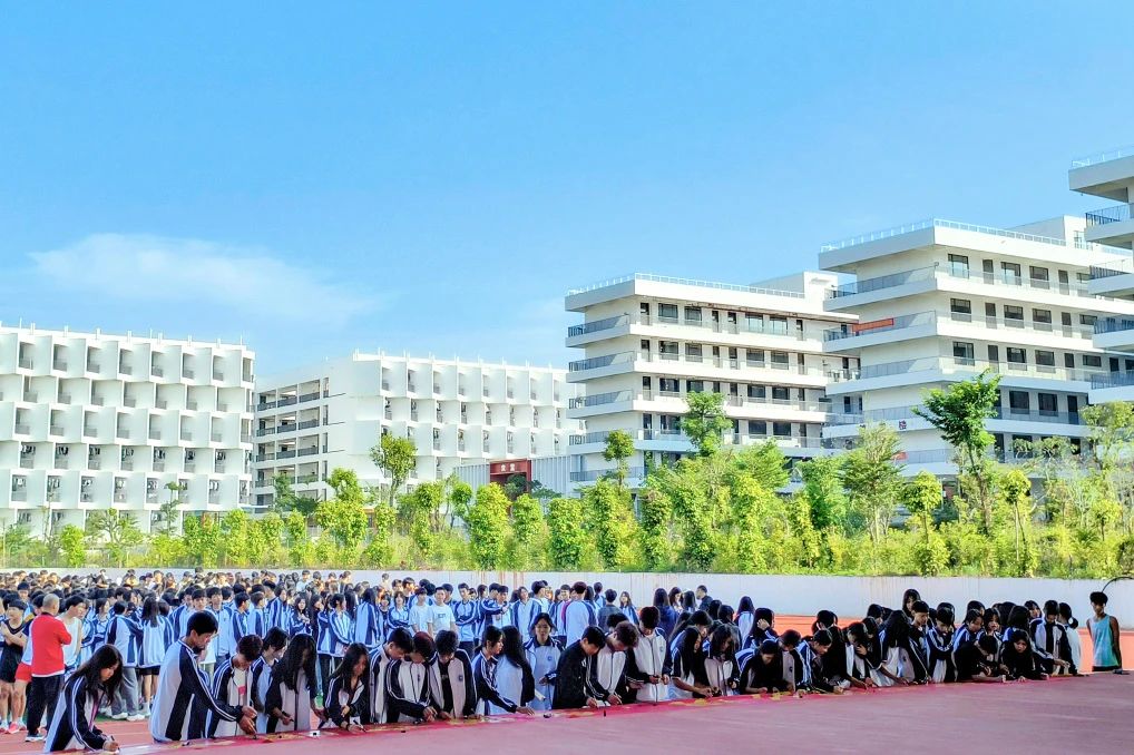 春暖花开迎开学 巳巳如意启新程——​环球体育官方网·（官网）登录入口2025年春季开学返校指南
